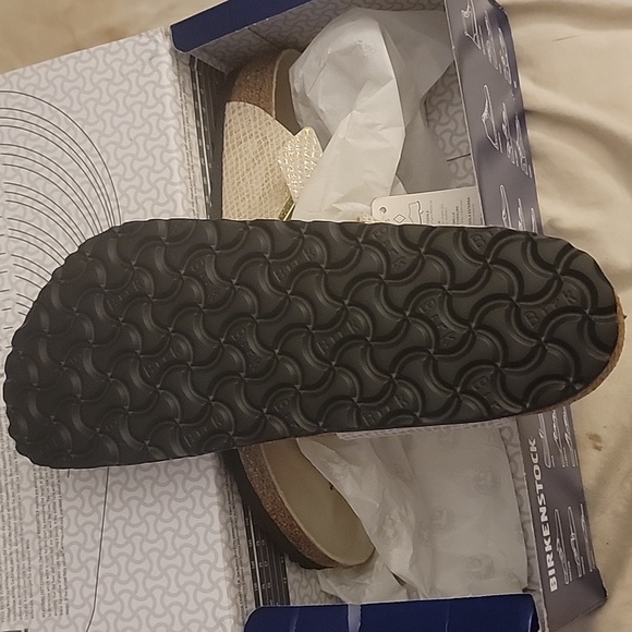 Womens Birkenstock Sandals NIB - Picture 2 of 3